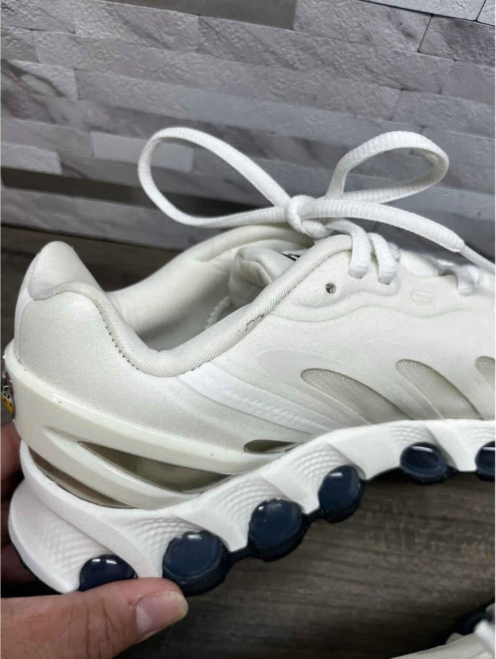 Nike Air Max Dn8 Fossil Black Women’s Size 6 Sail Black Fossil HF5509-101